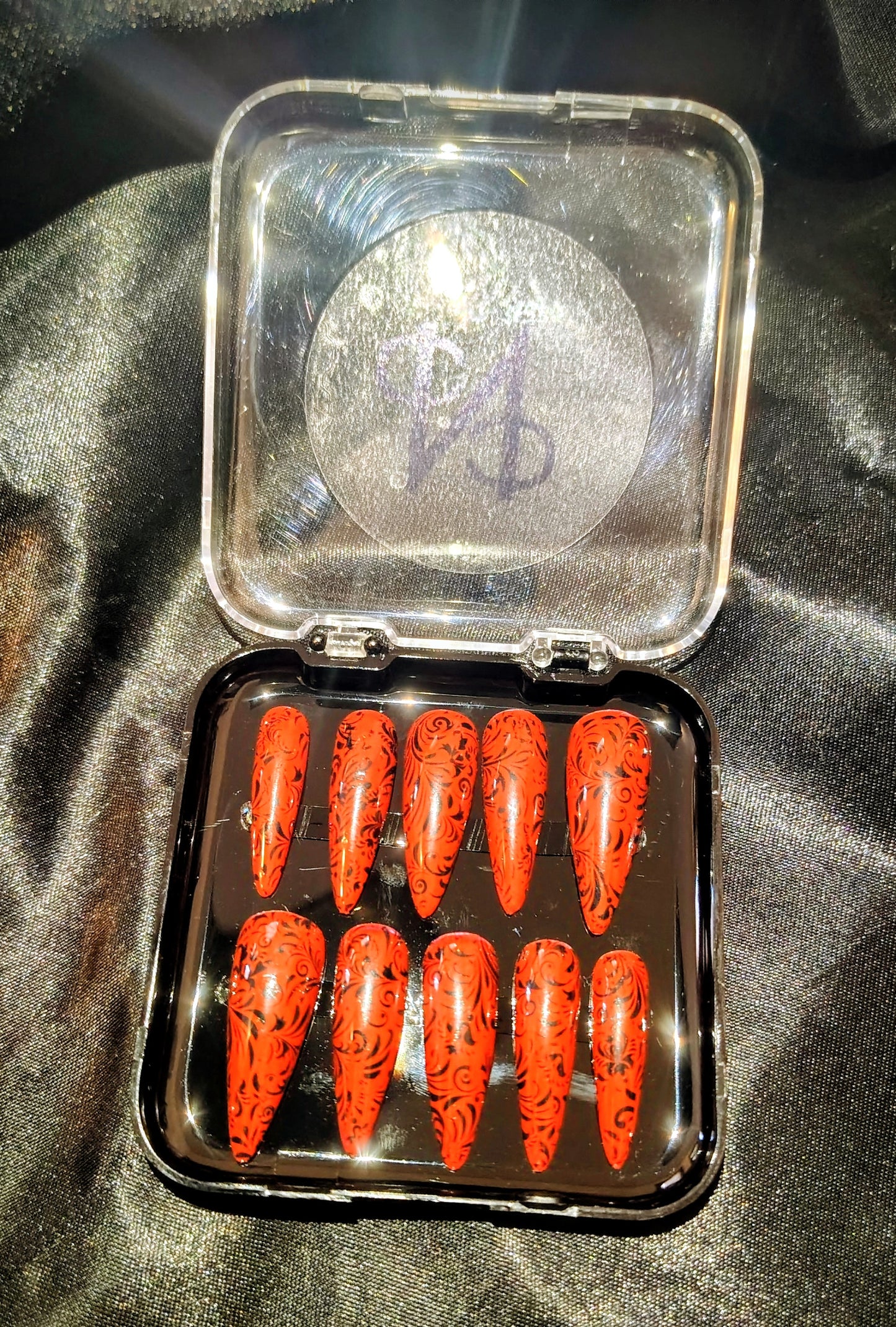 Crimson Lace – Dark Femme Scrollwork Clacks